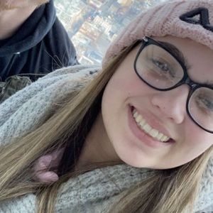 Meet your Posher, Dakota